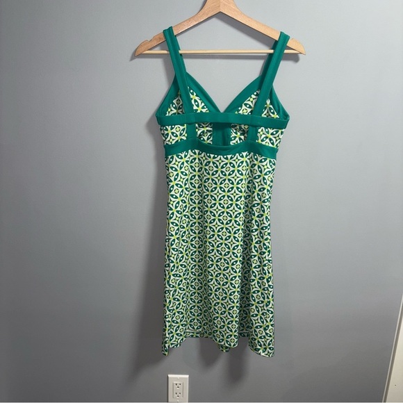 Patagonia Dress - Picture 2 of 4